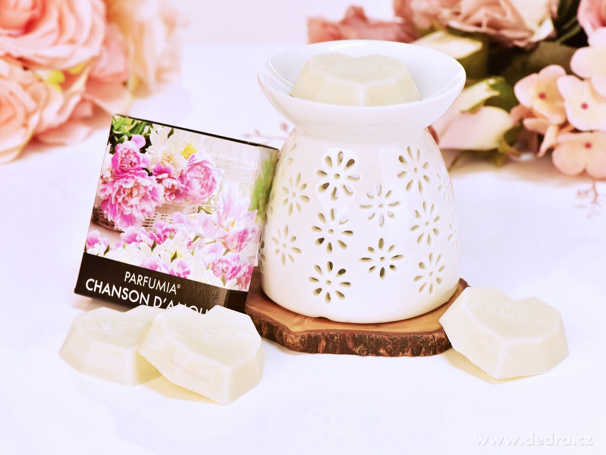 Vonný sójový EKO vosk do aromalampy PARFUMIA® CHANSON D’AMOUR, 40 ml