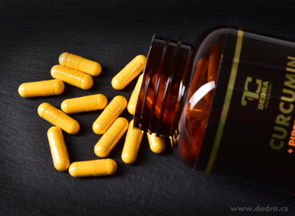 Dedra CURCUMIN + PIPERINE 515 mg, doplněk stravy 120 kapslí