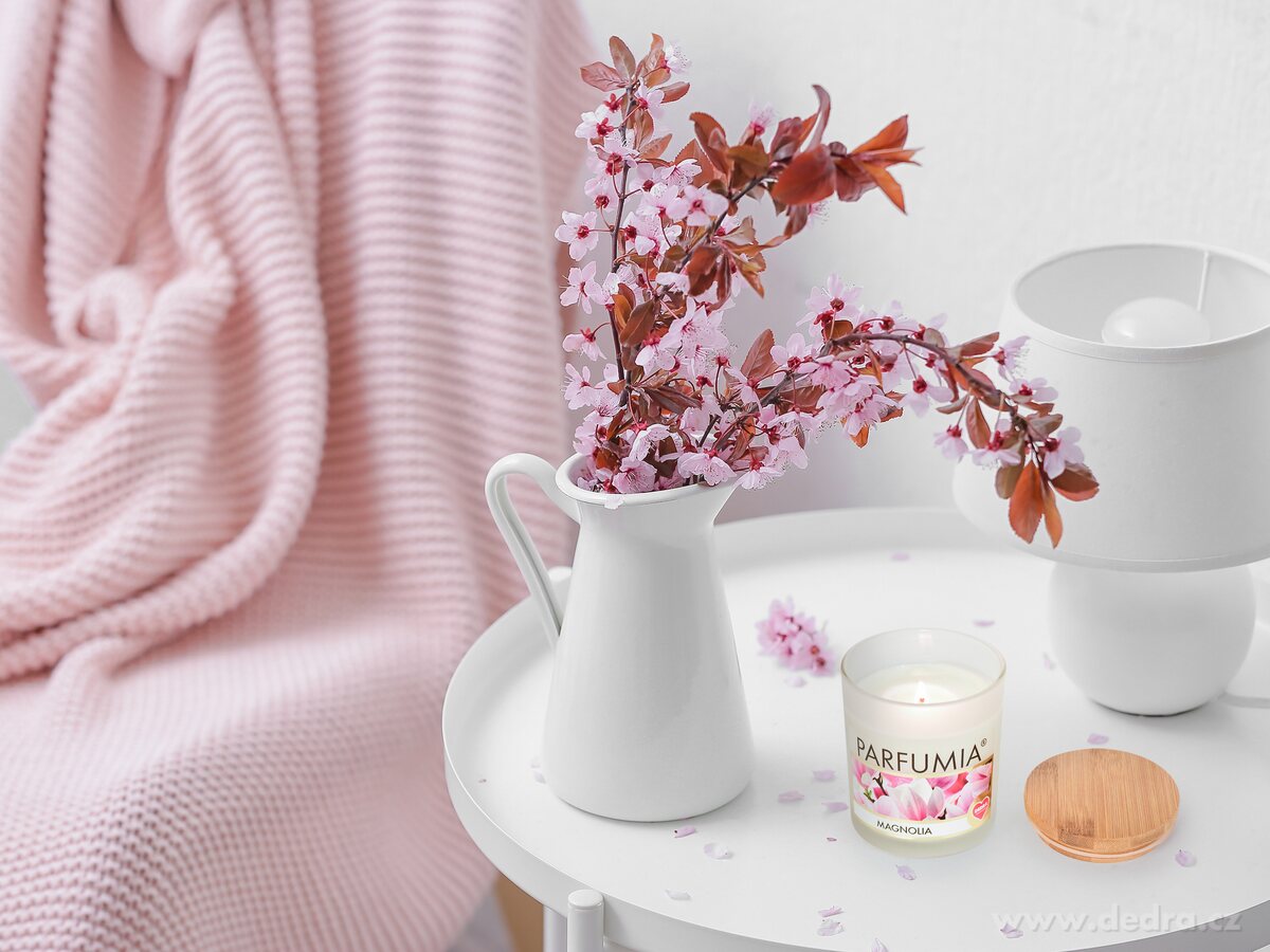 Sójová vonná EKO svíce PARFUMIA®  vůně MAGNOLIA 250 ml