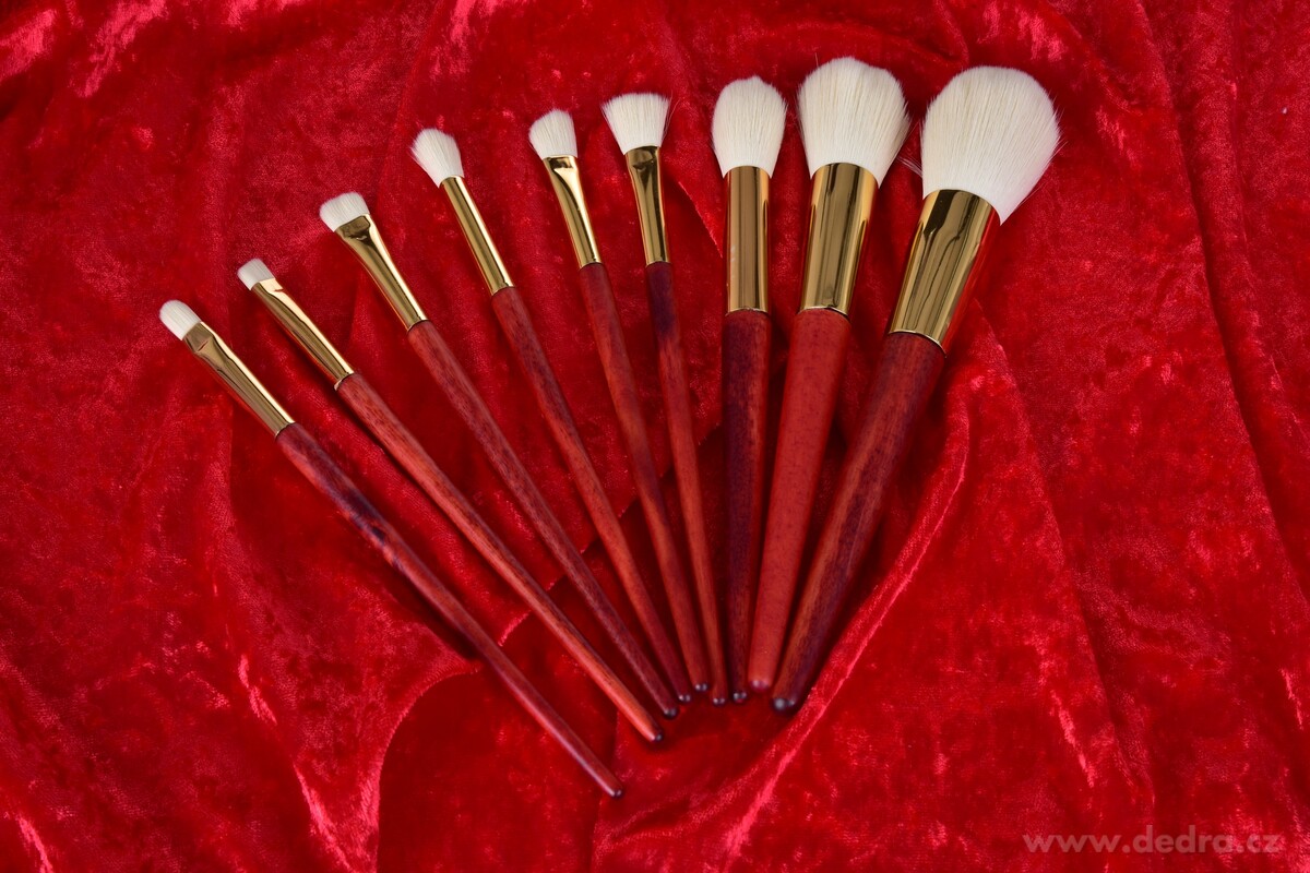 Profesionální štětce na make-up v látkovém pouzdře 9 ks , modrá